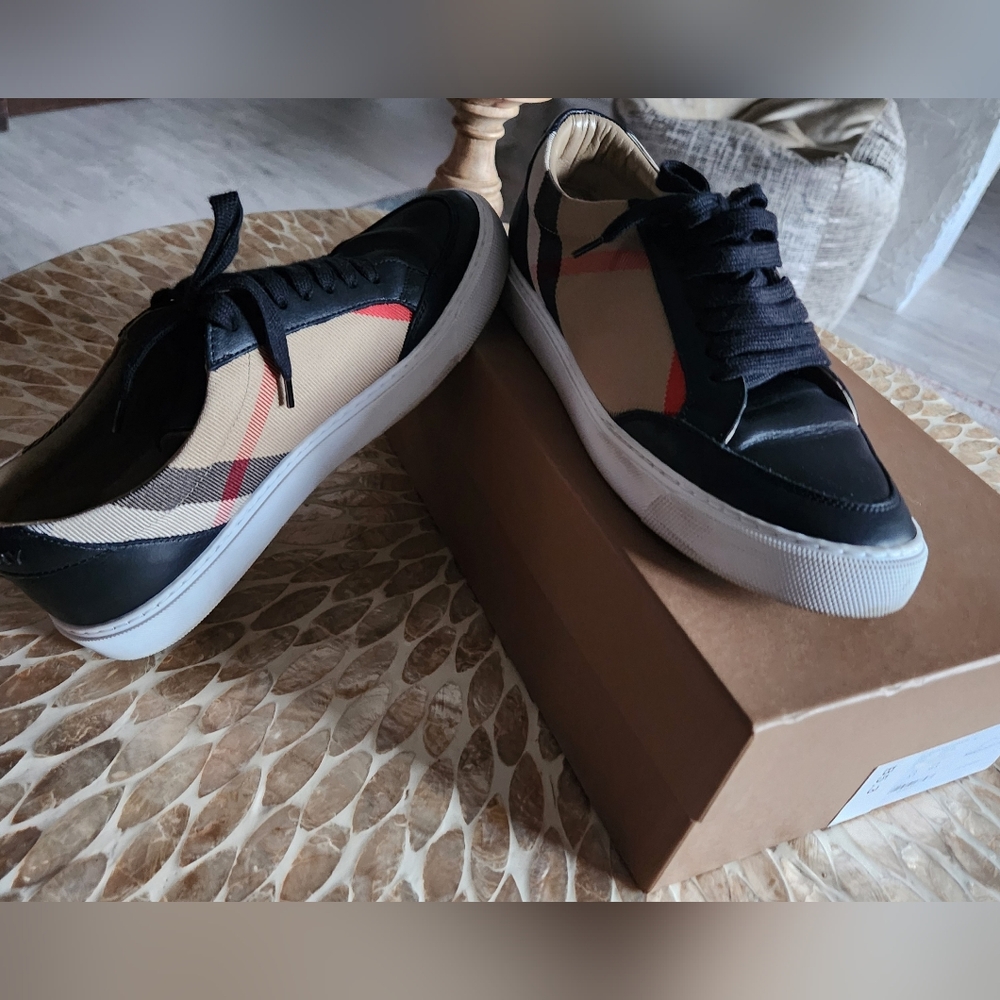 Burberry Black and Tan Women's Sneakers